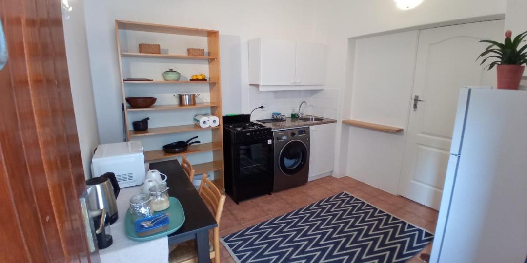 Wynberg Apartment | Private garden cottage in Wynberg with separate entrance, secure parking, and easy access to Main Road, shops, and restaurants