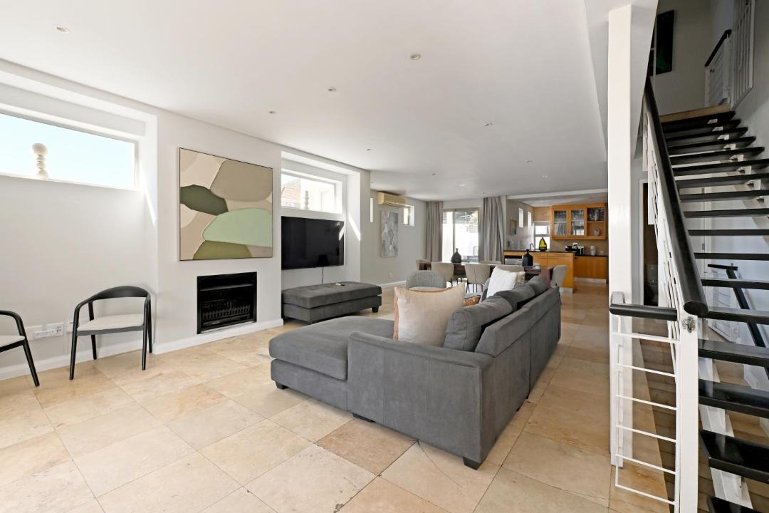 Fresnaye House | 5 Bed House Pool Fresnaye Sea Point