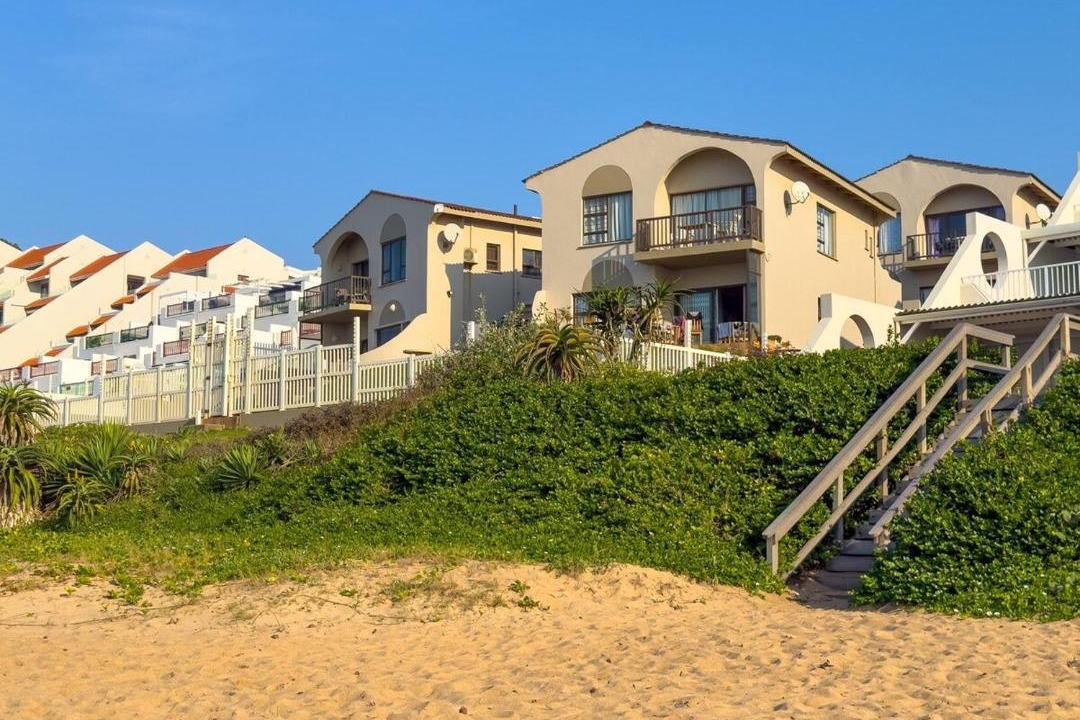 Shaka's Rock Apartment | Ocean Breeze at Flamenco
