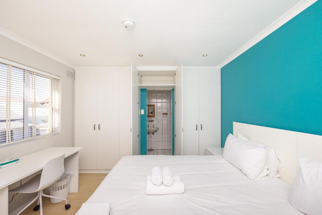 Salt River House | Contemporary 4 Bedroom Home