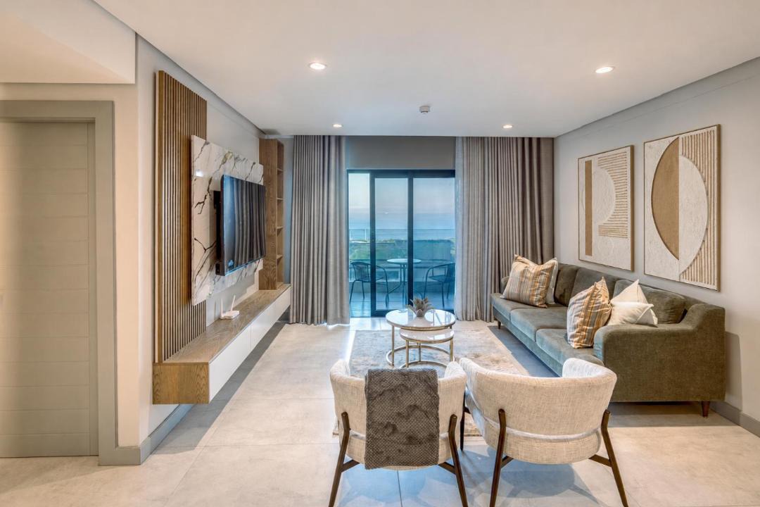 Umhlanga Ridge Apartment | Luxury 2-Bed Apartment , Sea Views, Pool & WiFi , 35 Umhlanga Ridgeside Residence