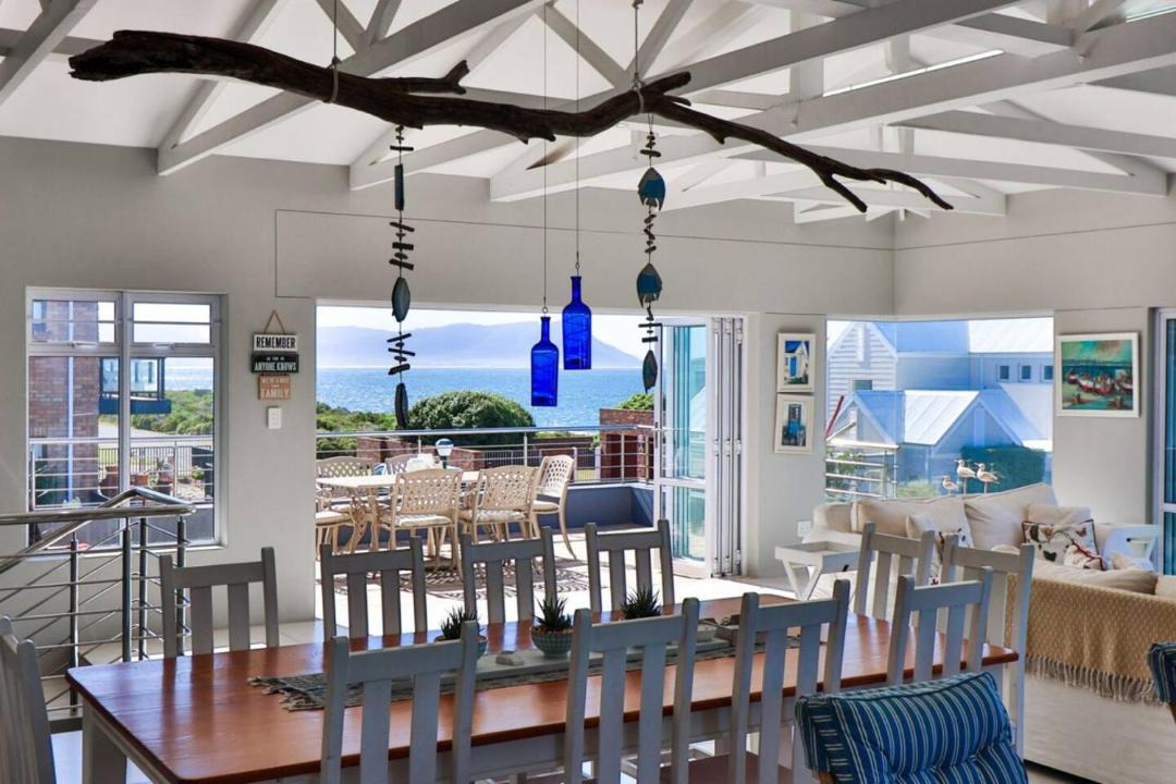 Kleinmond Apartment | Seaside Luxury For Families & Friends In Kleinmond