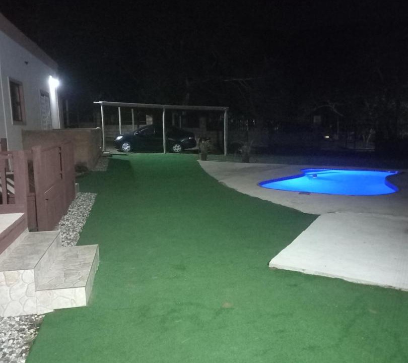 Hibberdene Apartment | Ocean Wave Chalets Unit 1