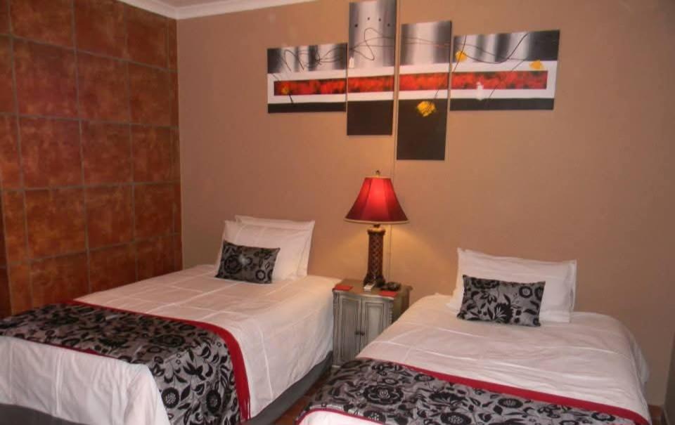 Tsantsabane Bed & Breakfast | 6 and 7 and 8 double