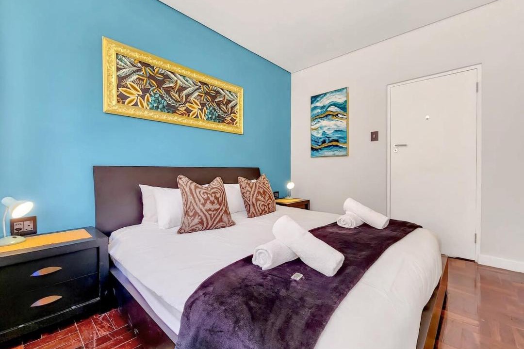 Three Anchor Bay Apartment | Middelhof Three Anchor Bay 4BR with Parking