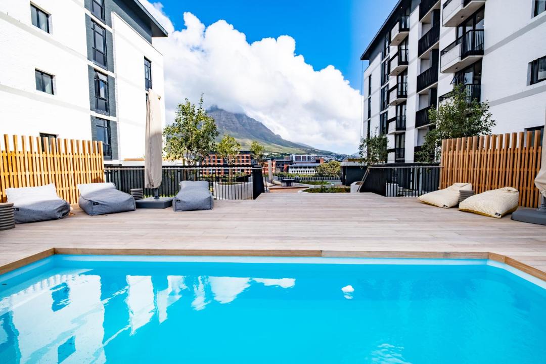 Observatory Apartment | 729 Riverlands - Lux Studio Apartment