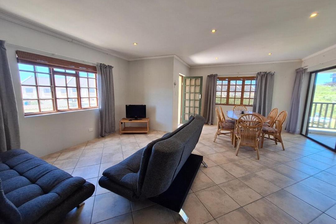 Port Alfred Apartment | High Tide Coastal Apartment - Settler Sands