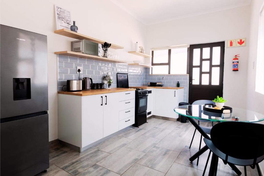 Helderberg Rural Apartment | Vineyard Flatlets at 13 Olives Estate
