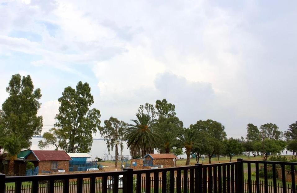 Vaal Marina House | Ericka's Luxurious Guesthouse