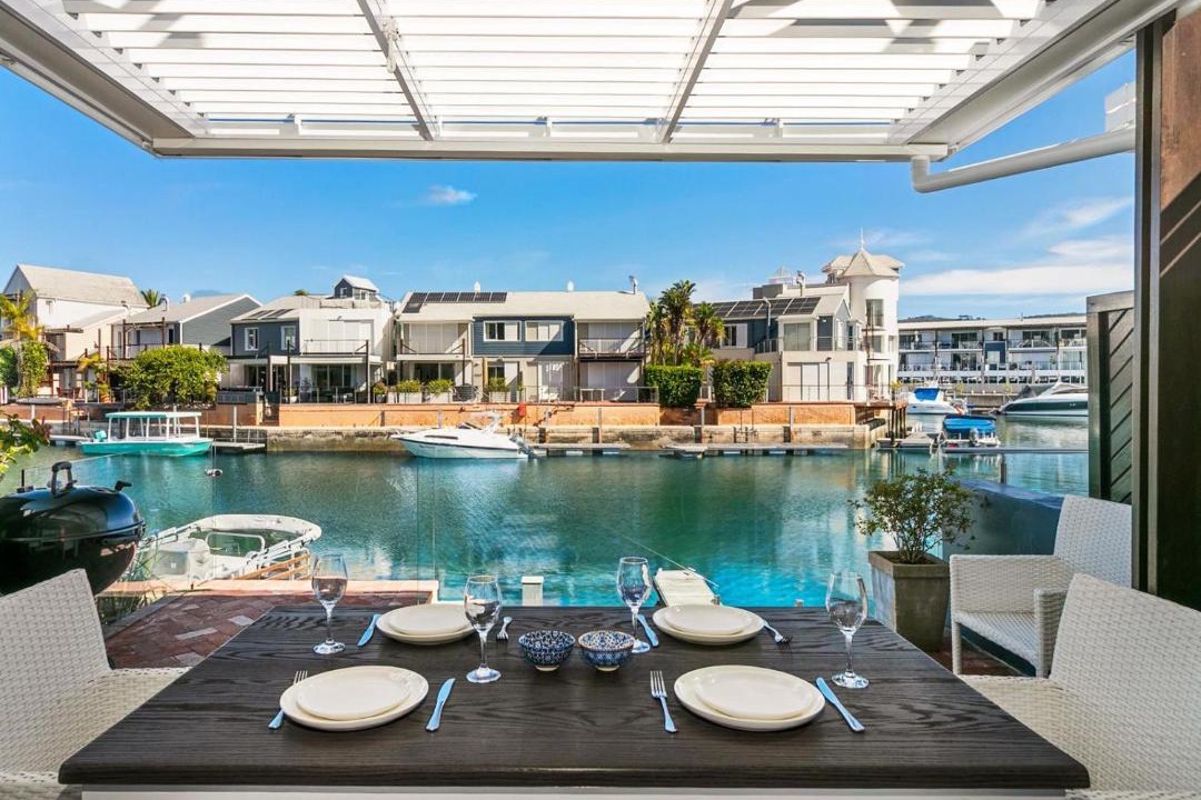 Waterfront Villa | KnysnaQuays 4