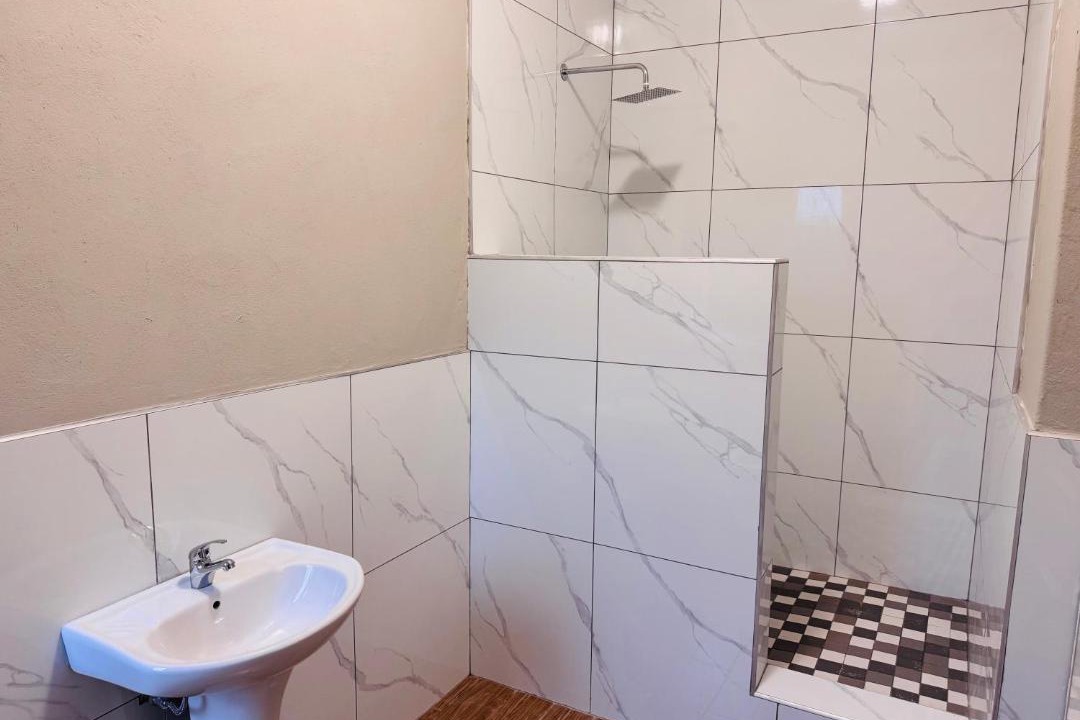 Outer West Durban Hotel | Pholanathi Lodge