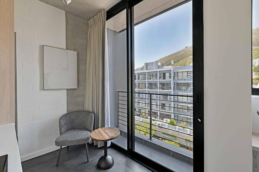 Sea Point Apartment | Best Value Premium Studio in Sea Point