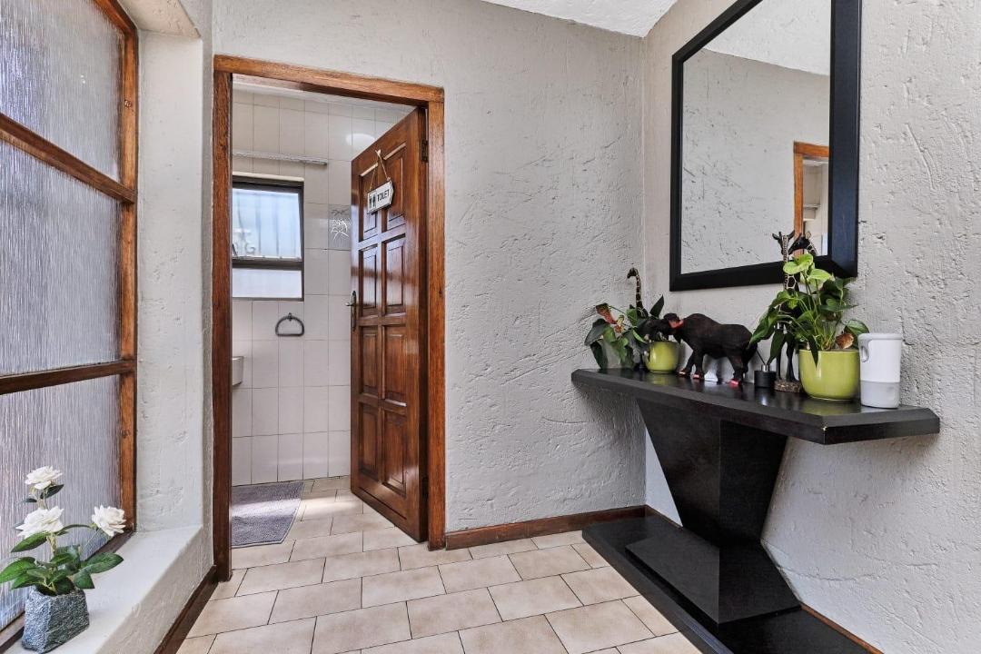Woodmead Villa | Villa Picasso - 3 Bedroom