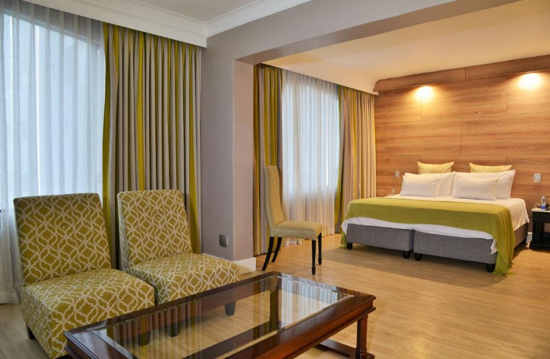 Cape Town City Centre Hotel | The Capetonian - Halal