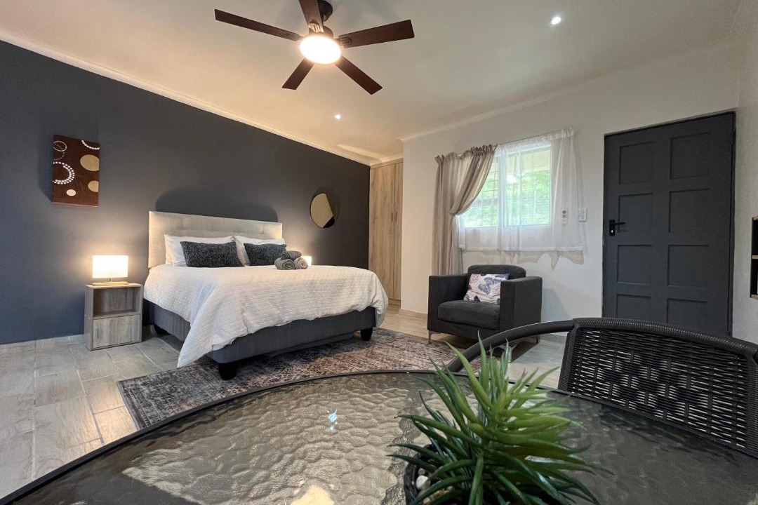 Kloof House | Ukosi Brisa