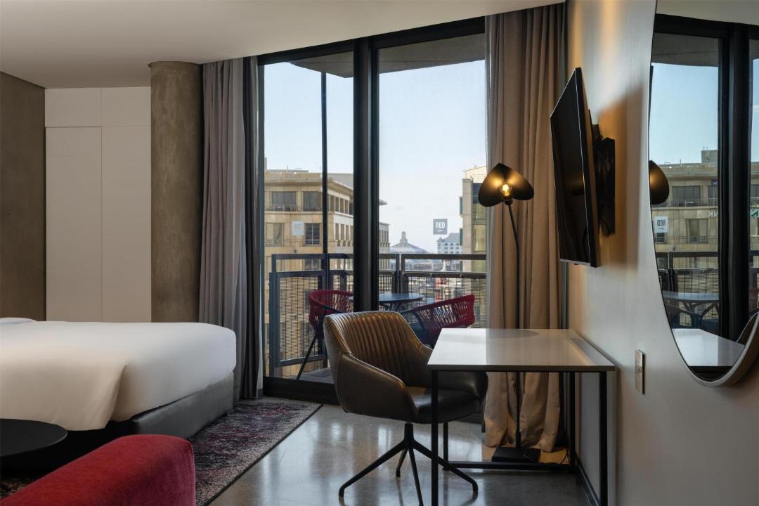 Silo District Hotel | Radisson RED Hotel V&A Waterfront Cape Town