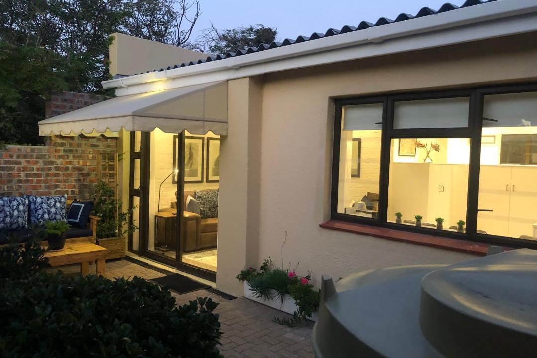 Fish Hoek Apartment | Cowes Cottage