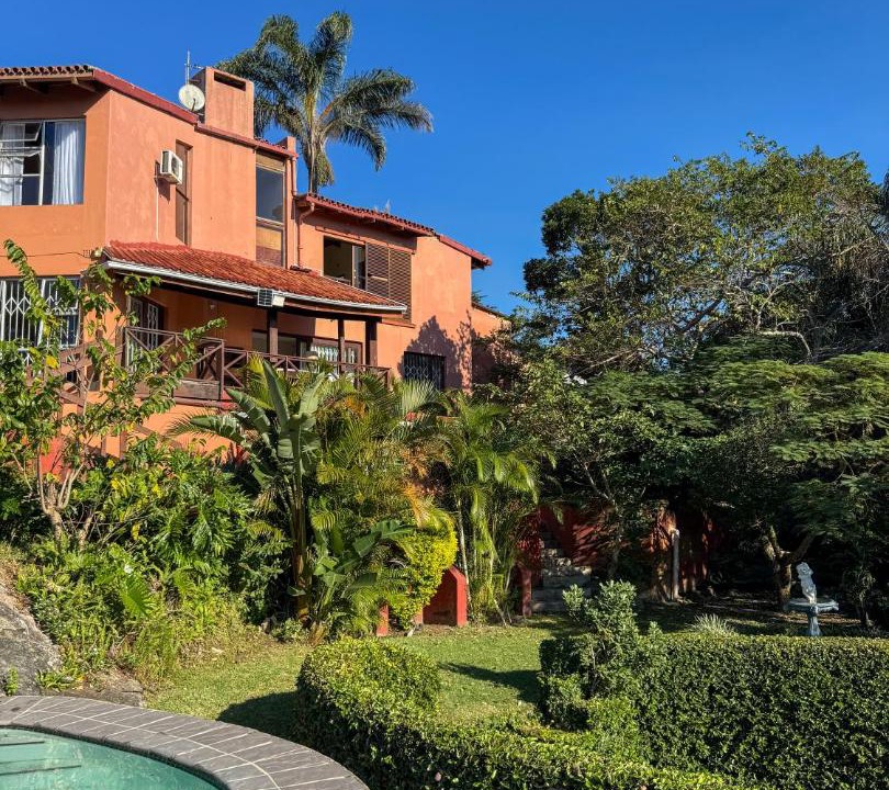 Uvongo House | Palm Grove Lodge