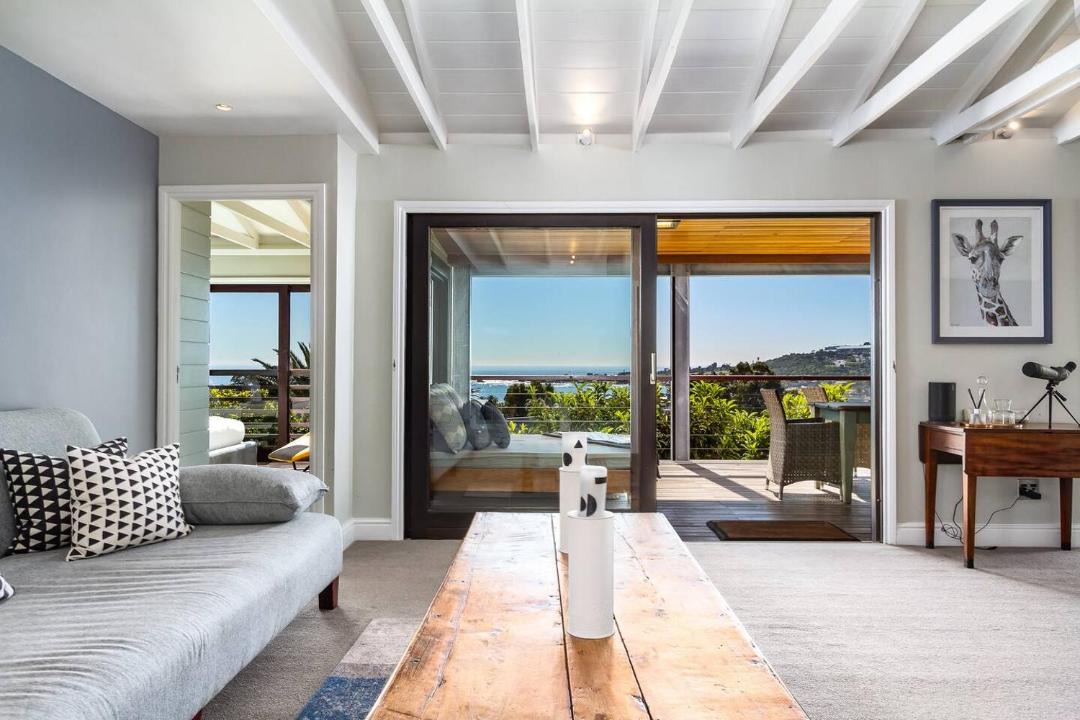 Camps Bay Hotel | Sweet Greta Ocean Apartment, Pool & Stunning Views