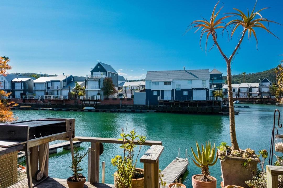 Waterfront House | Harbour Lights