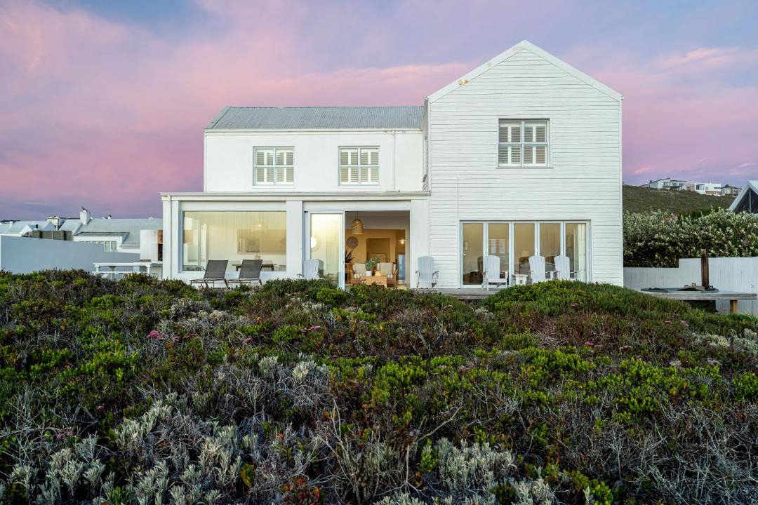 Yzerfontein Villa | Yzer Beach House