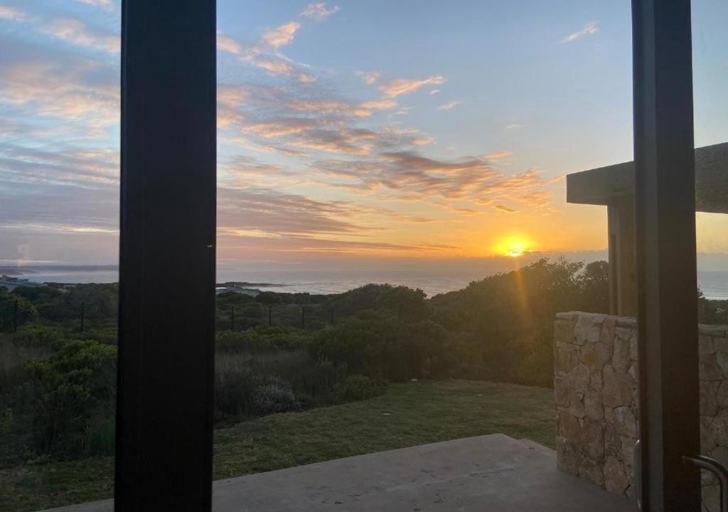 Still Bay Apartment | Sarah's Place -Stilbaai