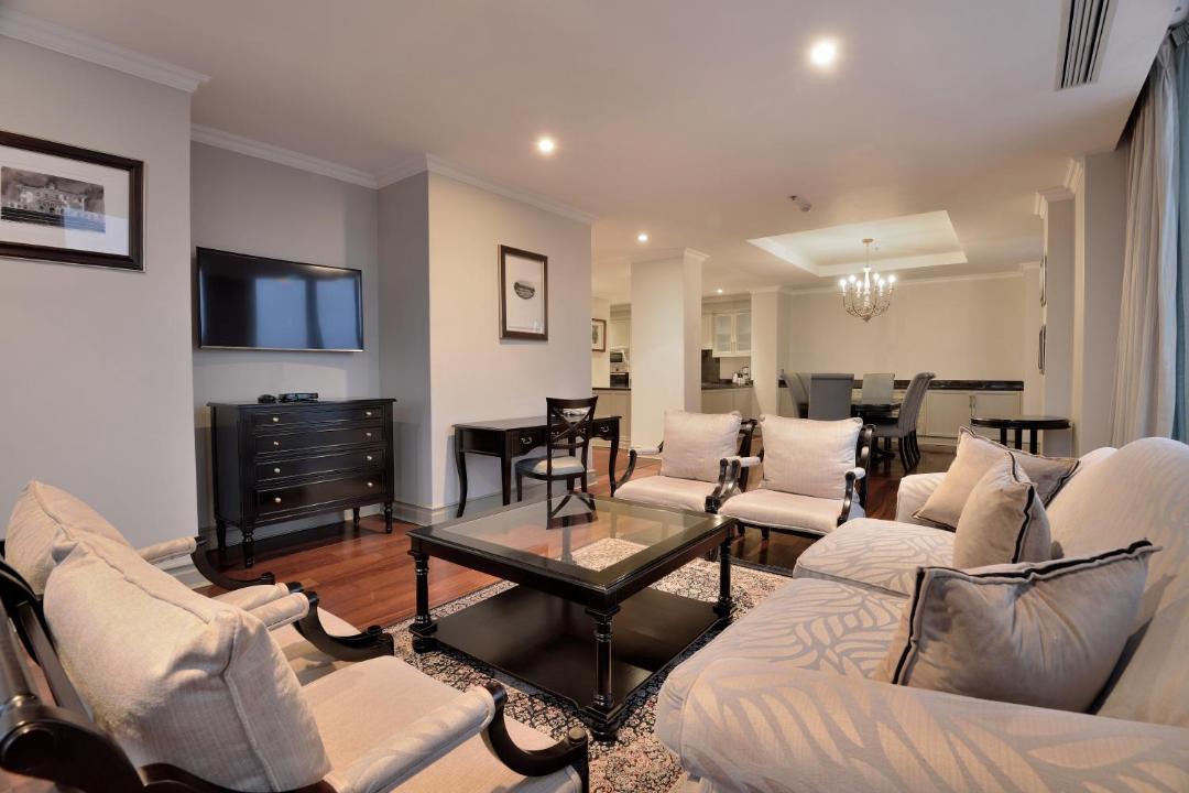 Sandown Hotel | The Michelangelo Towers