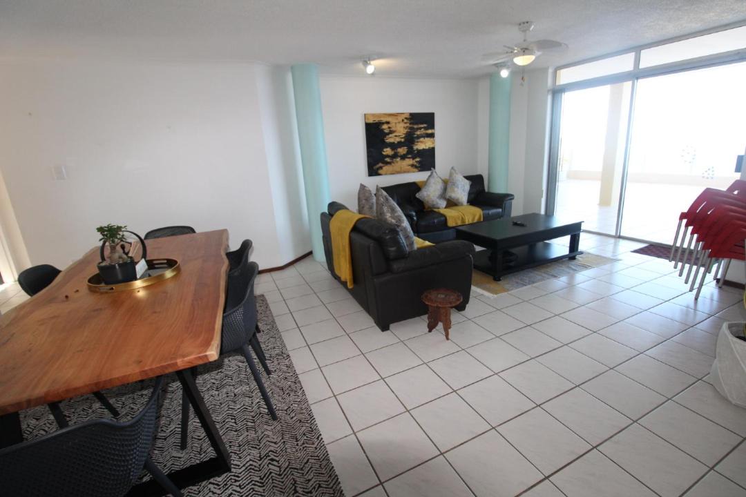 Manaba Beach Apartment | La Perla 10