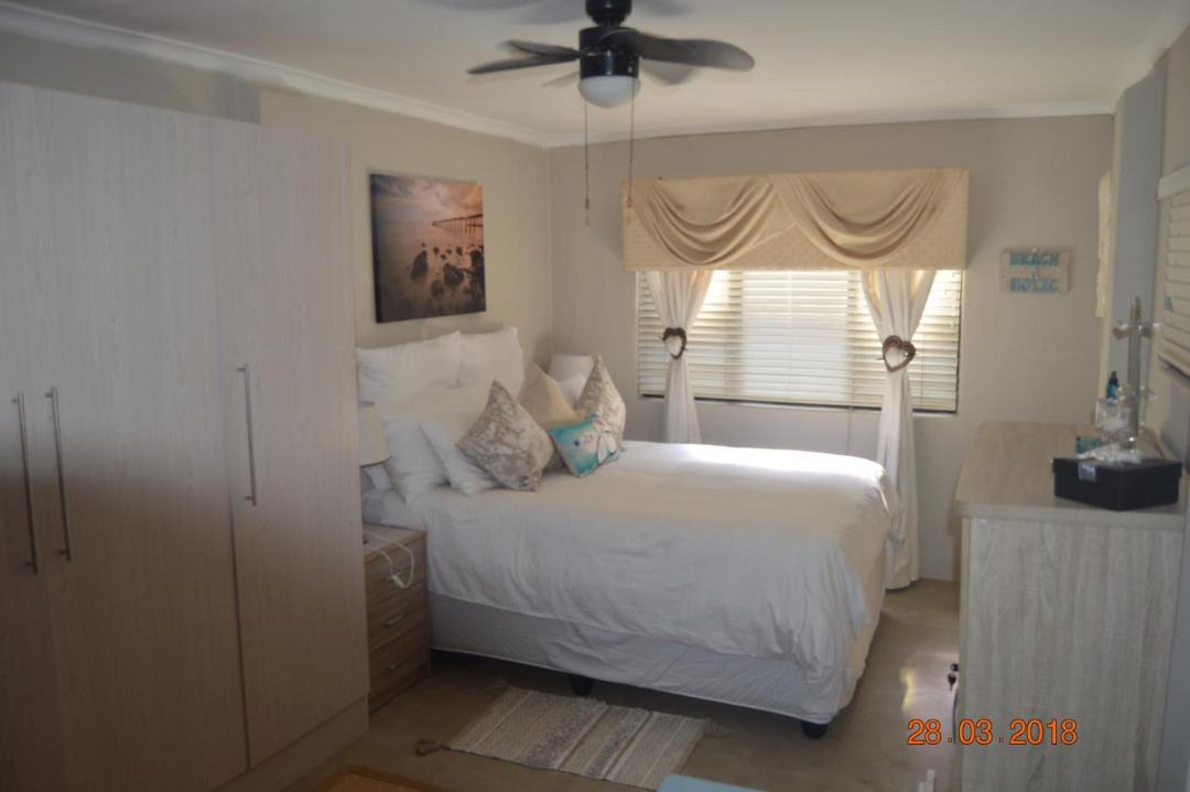 Umkomaas House | Ocean Tribe Guest Cottage