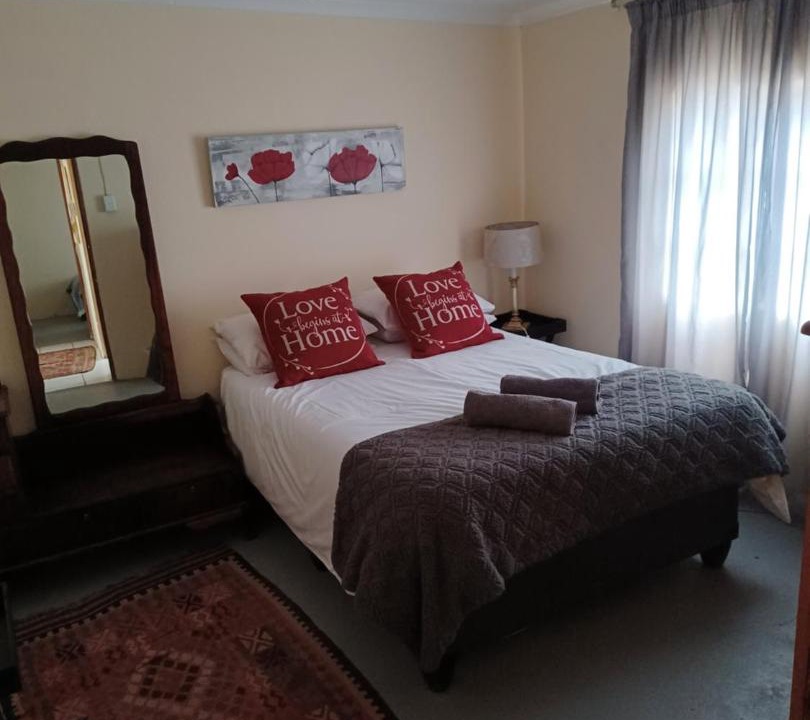 Beaufort West Apartment | De Hoop Guest Farm