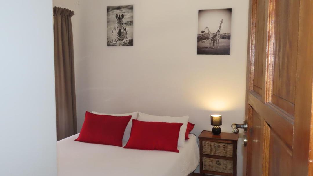 Colchester Apartment | Little Sister's