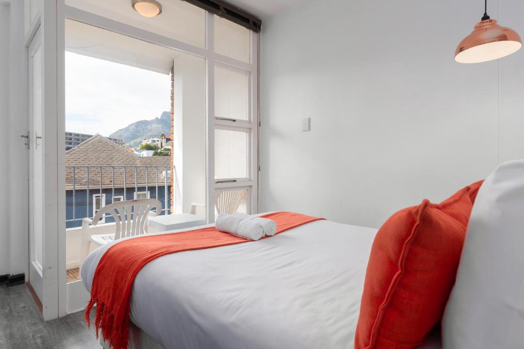 Green Point Apartment | Cascades Apartments by Propr