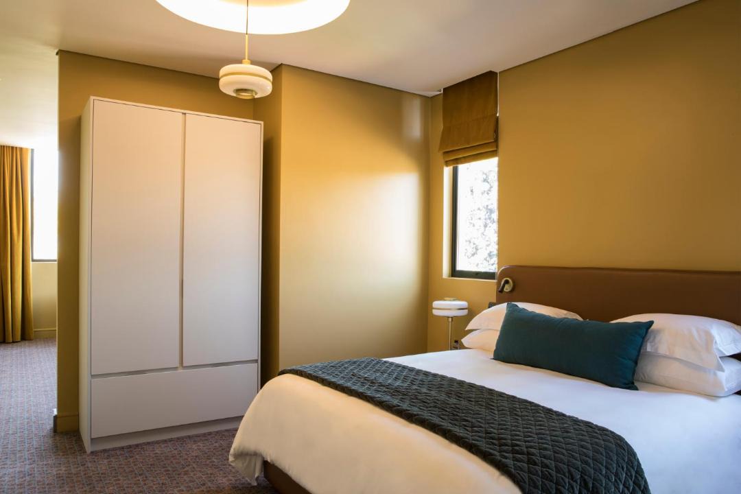 Greater Johannesburg Metropolitan Area Hotel | Home Suite Hotels Rosebank