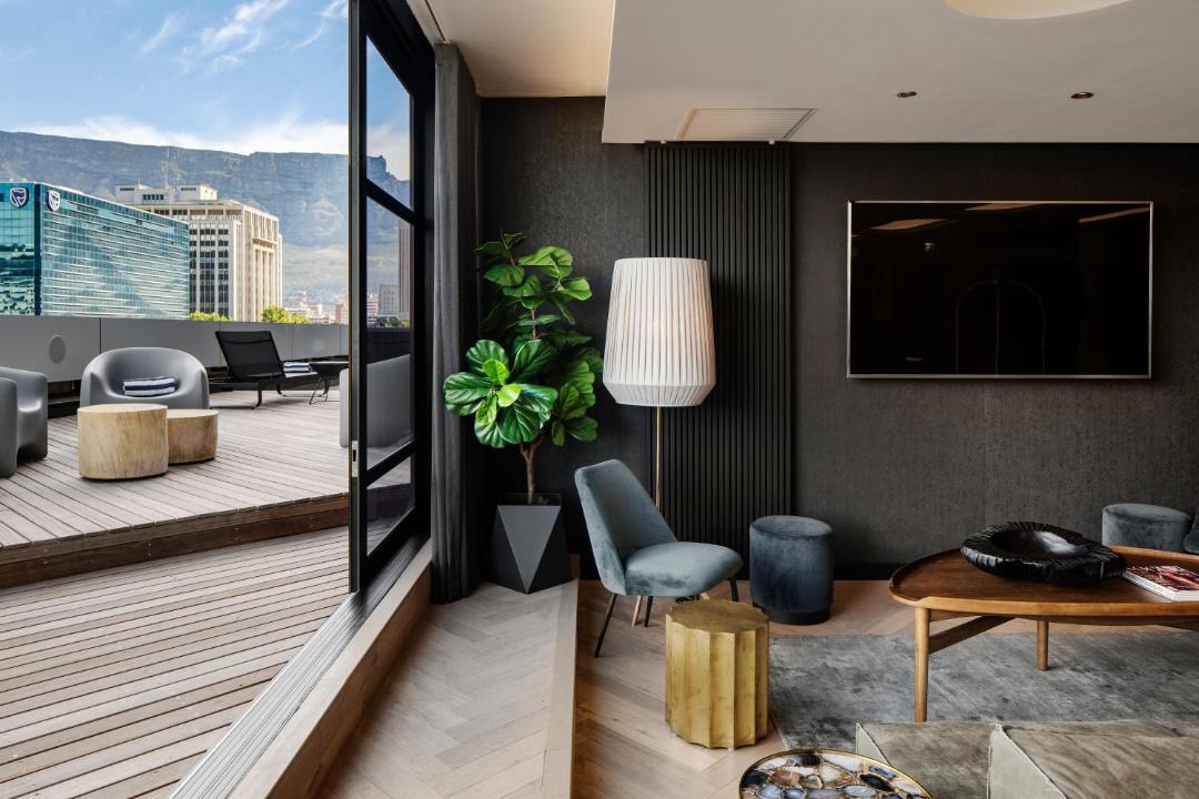 Cape Town City Centre Hotel | The Onyx Apartment Hotel by NEWMARK