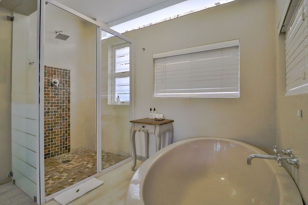 Photo of Bathroom in Hermanus