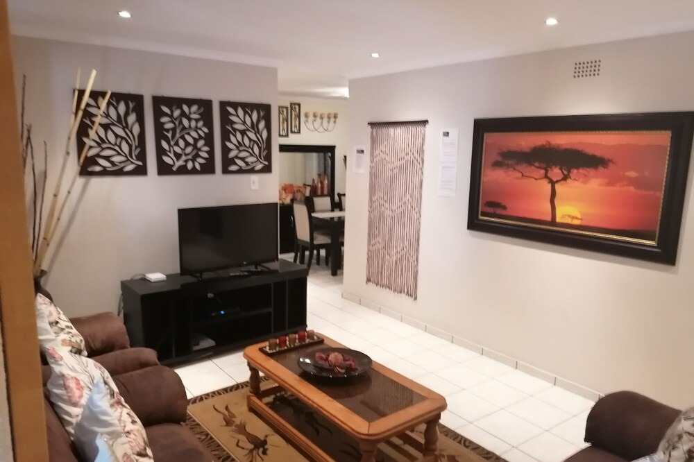 Photo of Livingroom in Kempton Park