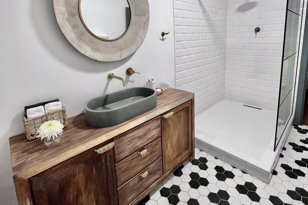 Photo of Bathroom in Strand