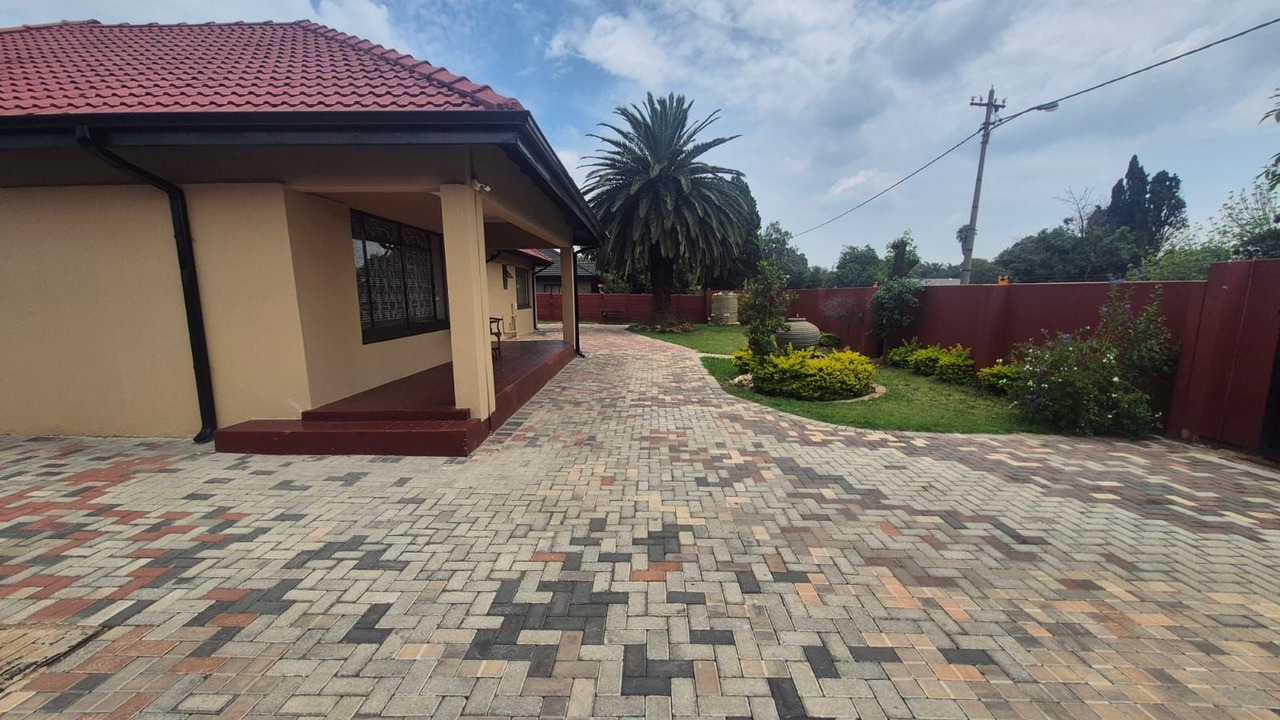 Photo of Outdoor in Kempton Park