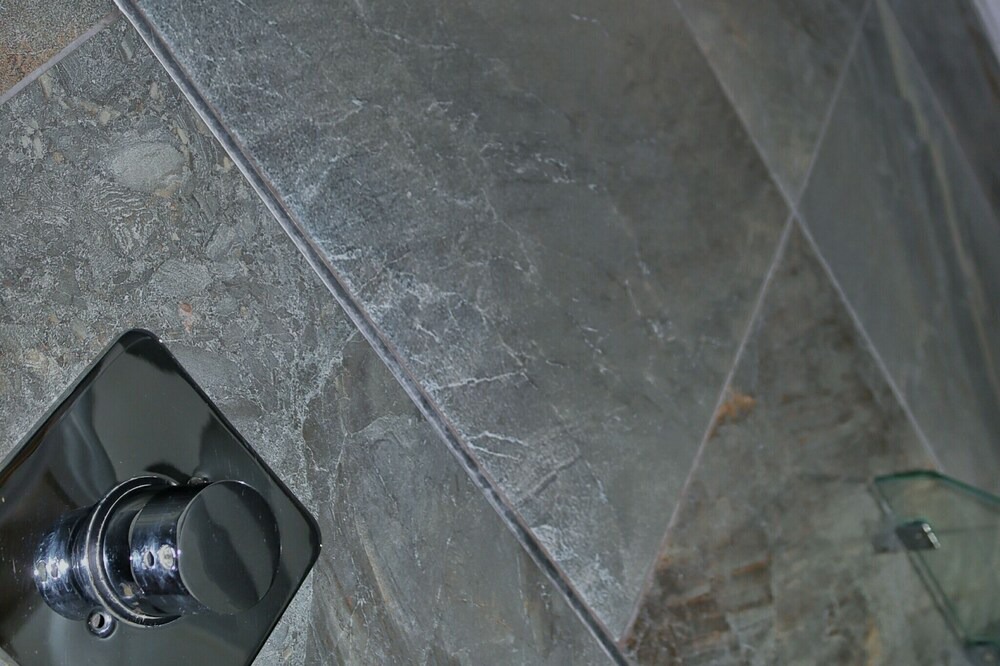 Photo of Bathroom in Bluff