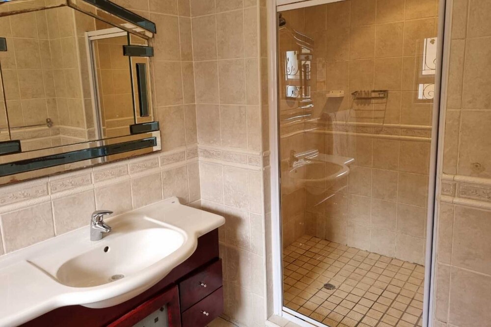 Photo of Bathroom in Rondebosch East