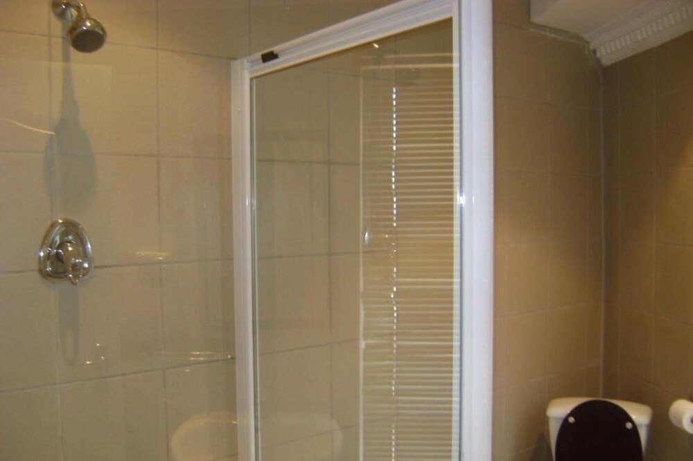 Photo of Bathroom in Rondebosch East