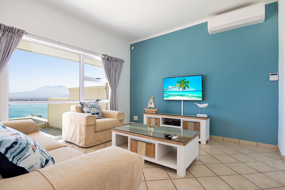 Photo of Livingroom in Mountainside