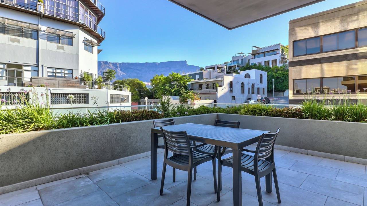 Photo of Patio Balcony in Cape Town City Centre