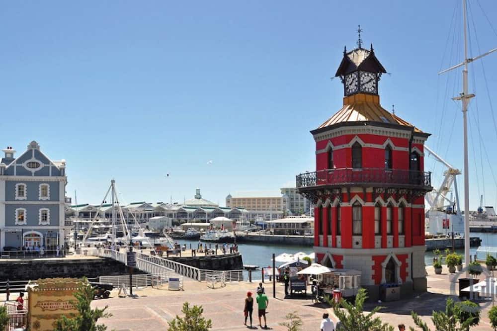 Photo of Others in Victoria and Alfred Waterfront