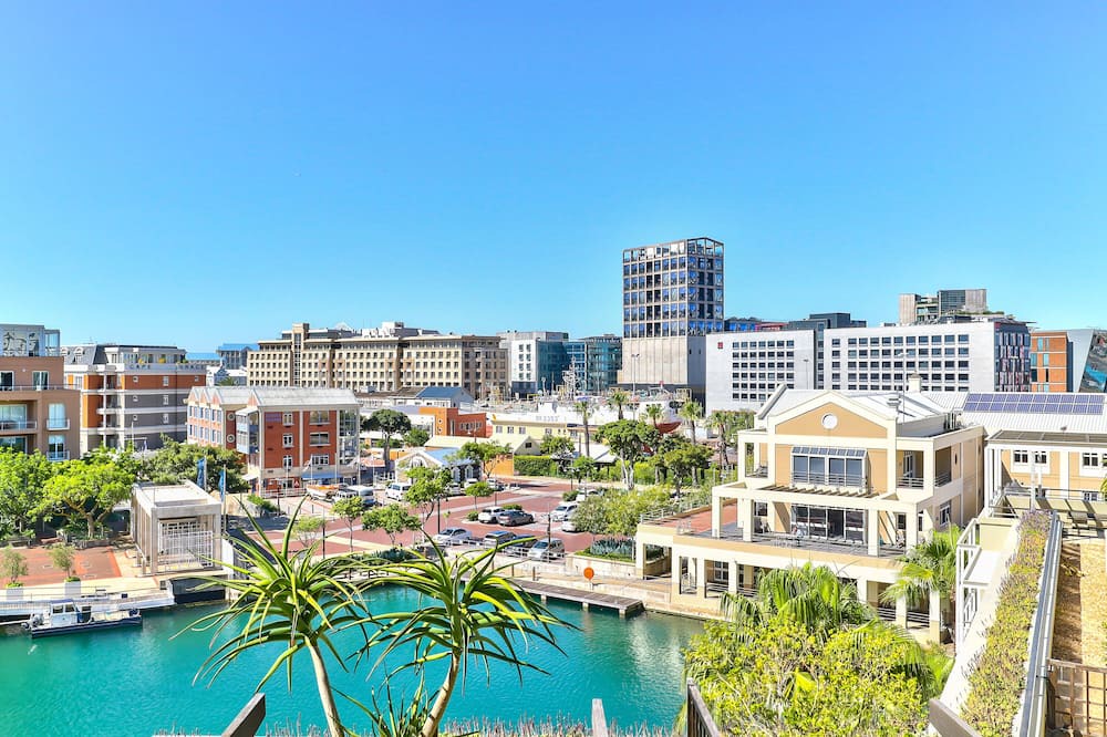 Photo of Outdoor in Victoria and Alfred Waterfront