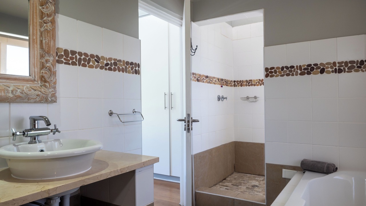 Photo of Bathroom in Cape Saint Francis