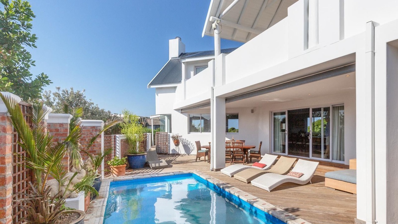 Photo of Outdoor in Cape Saint Francis