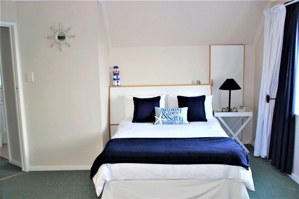 Photo of Bedroom in Mossel Bay