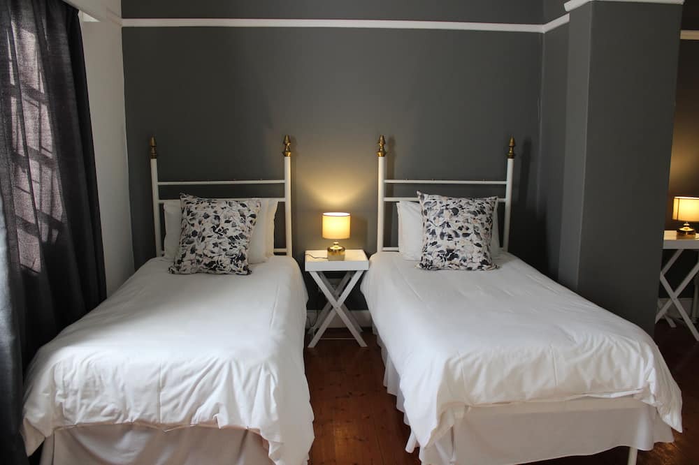 Photo of Bedroom in Somerset West
