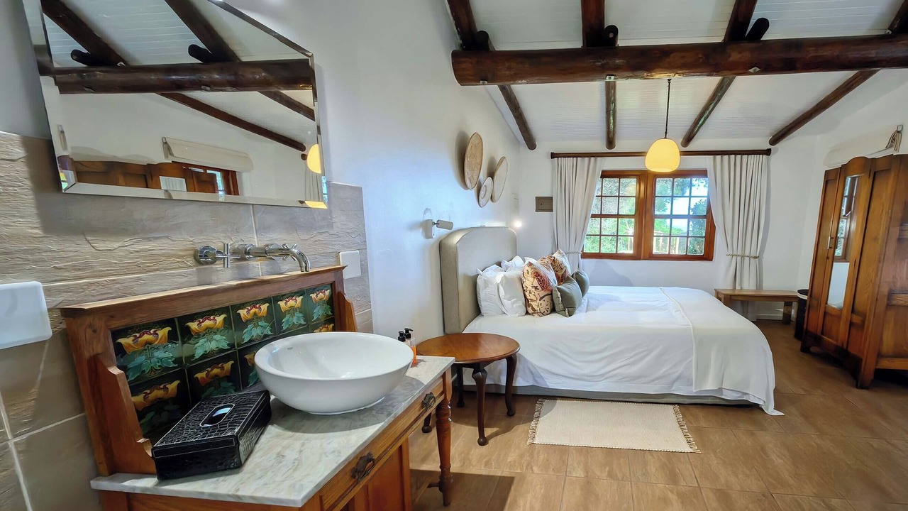 Photo of Bedroom in Oyster Bay
